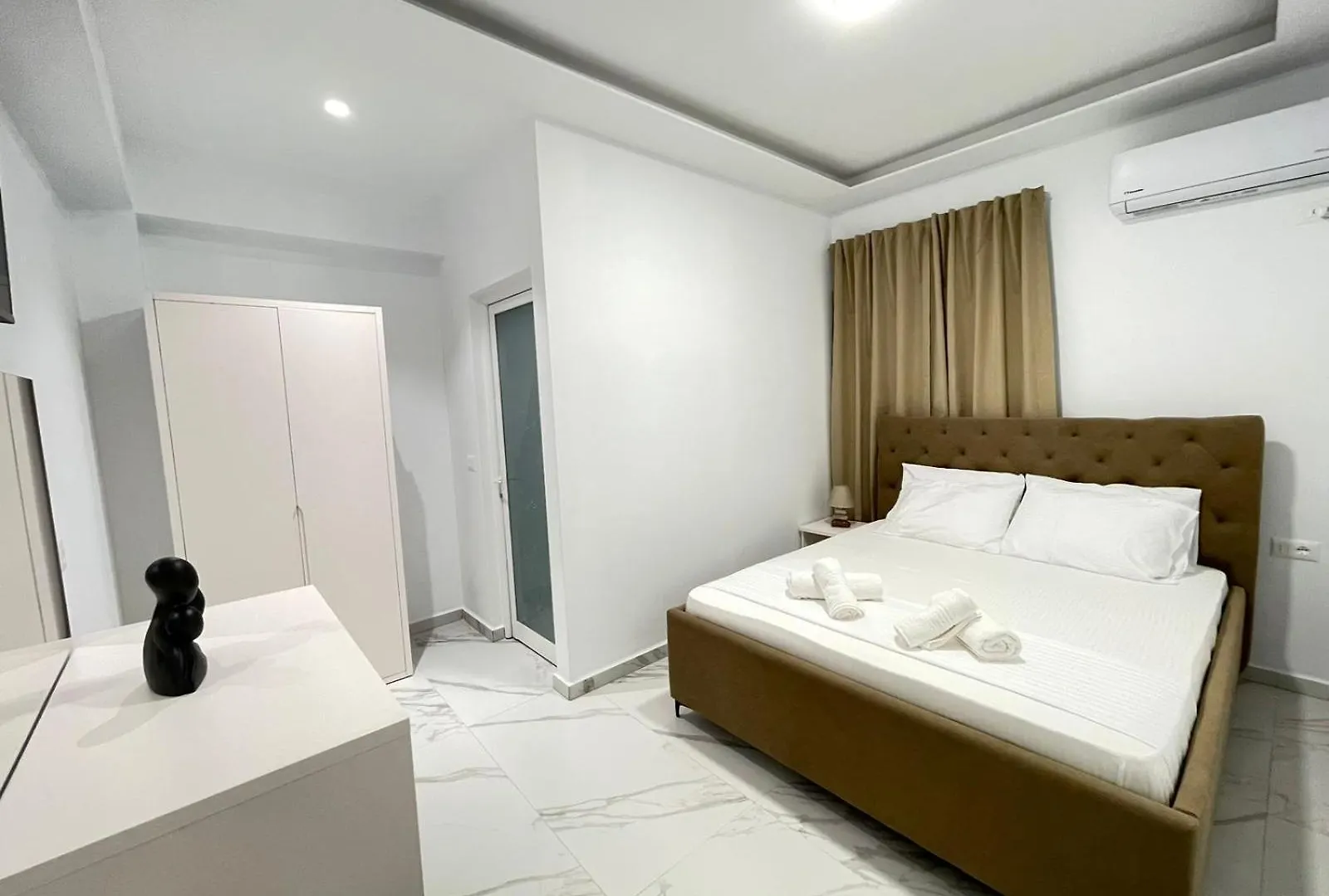 Vila Koal Hotel Ksamil 0*,  Albânia